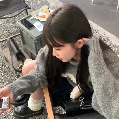 上帝深爱鱼子酱封面